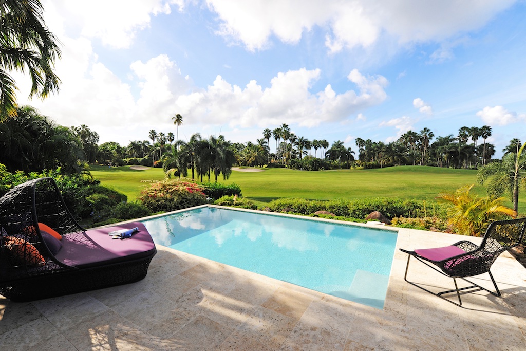 Four Seasons Residences | Palm Grove Villa | Swimming Pool