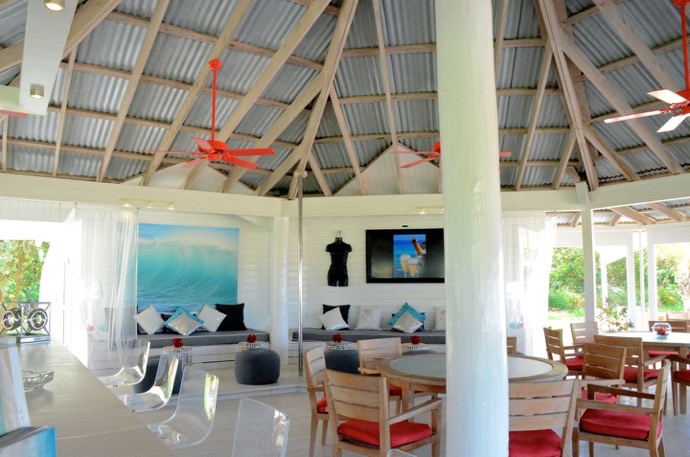 Chrishi Beach Bar | Nevis | Four Seasons Resort Estates
