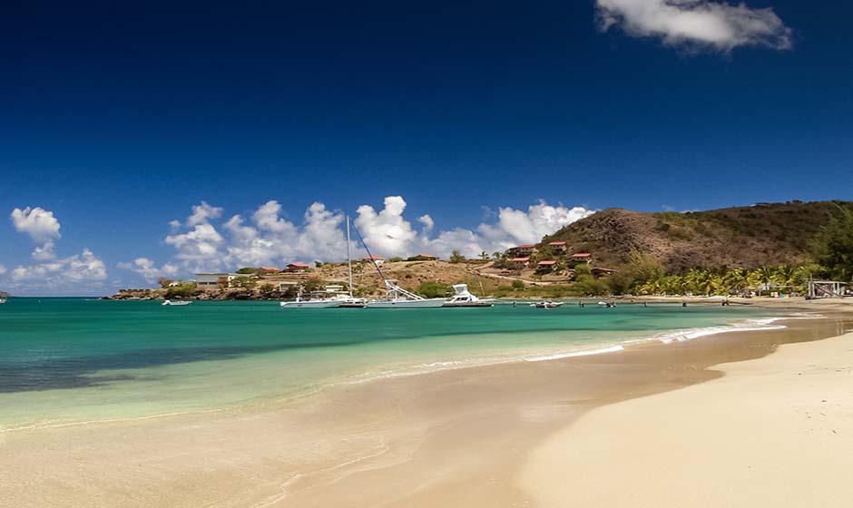 Oualie Beach | Nevis | Four Seasons Resort Estates