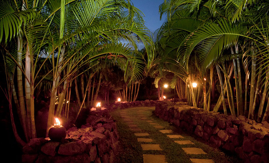 Bananas Restaurant Nevis | Four Seasons Resort Estates